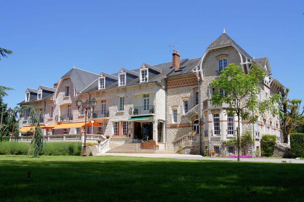 Logis Hotel Restaurant Le Parc Salbris Exterior foto
